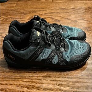 Men's Black and Green Athletic Shoes